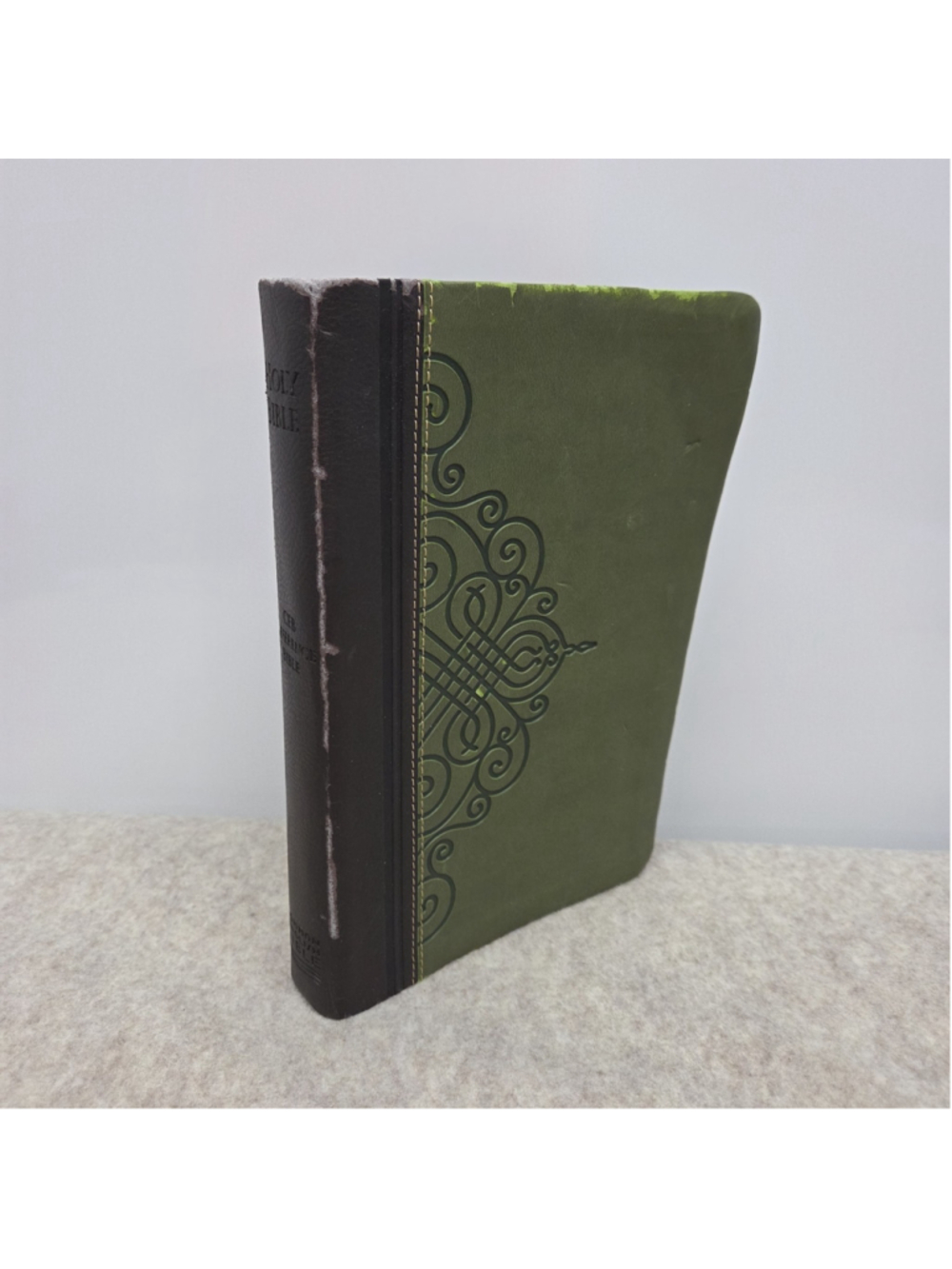 CEB Common English Reference Bible DecoTone Sage Scroll Imitation Leather 2011